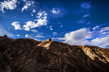 The Great Wall on the Cliff